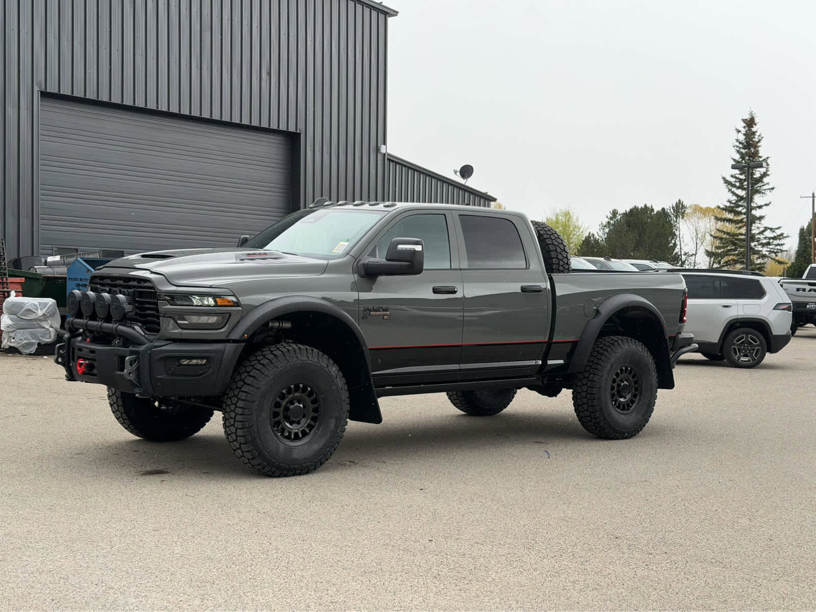 New 2026 RAM 2500 Tradesman AWD/4WD image 14