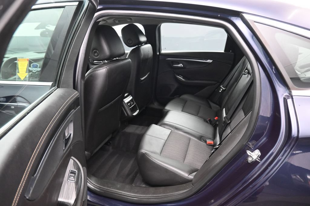 Used 2019 Chevrolet Impala LT FWD image 31