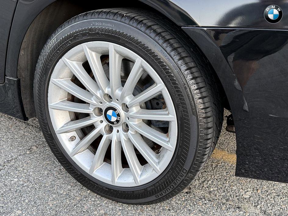 Used 2011 BMW 535i Sedan image 22