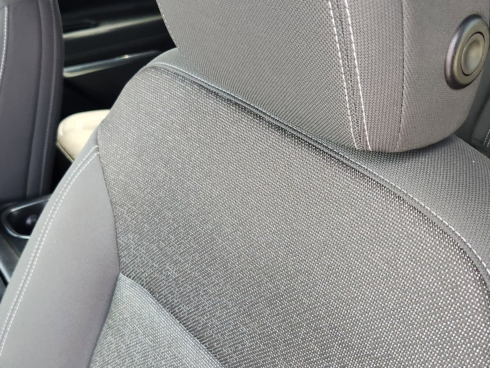 Used 2024 Chevrolet Traverse LT image 15