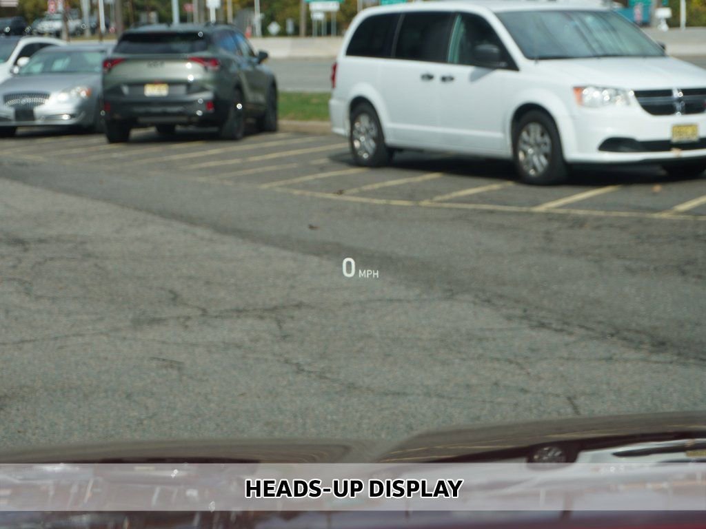 Used 2019 Hyundai Santa Fe Limited w/ Cargo Package image 7