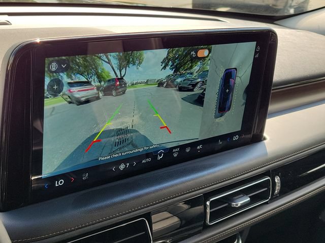 Used 2025 Lincoln Aviator Reserve w/ Equipment Group 201A AWD/4WD image 18