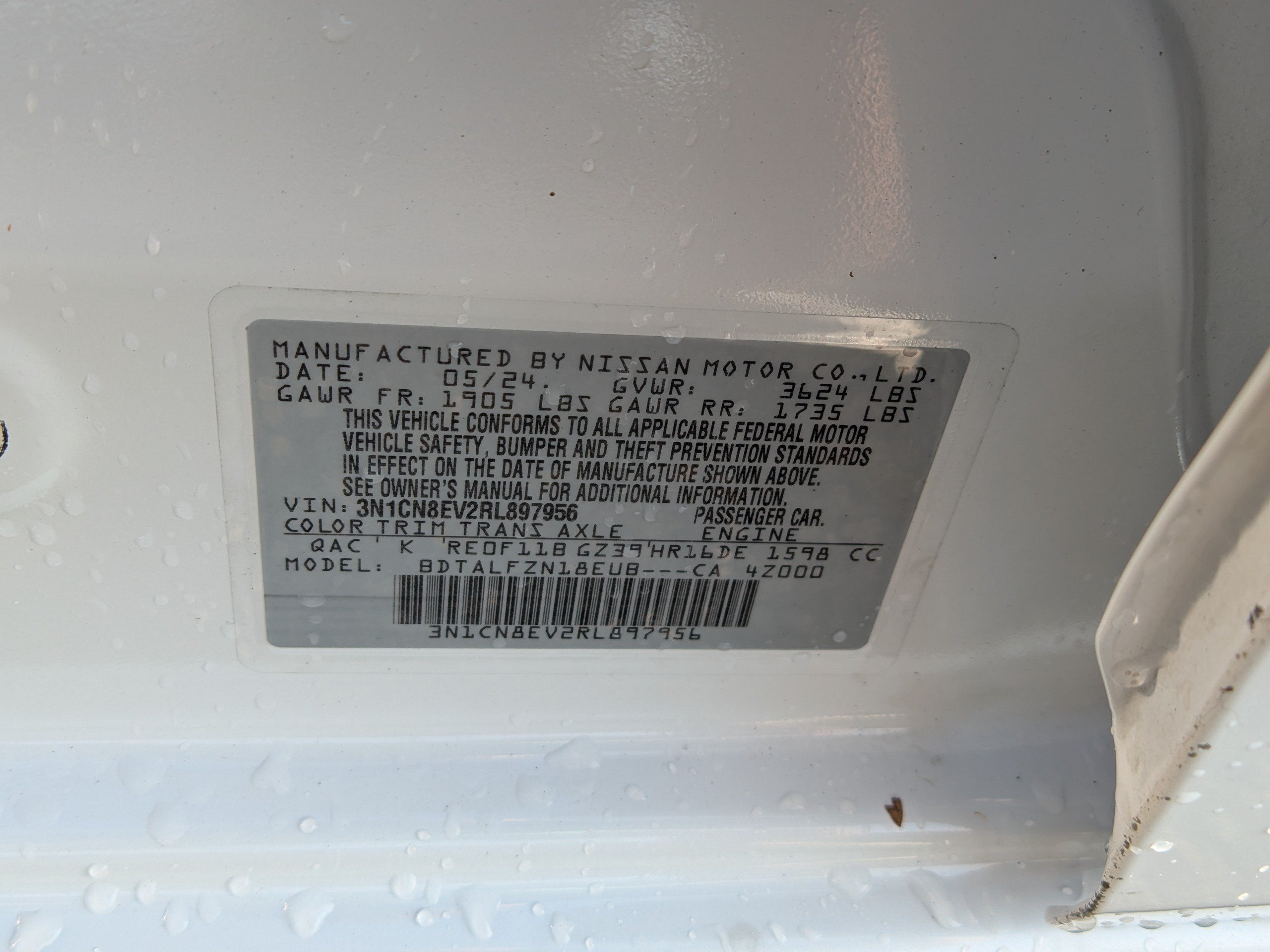 Used 2024 Nissan Versa SV FWD image 17