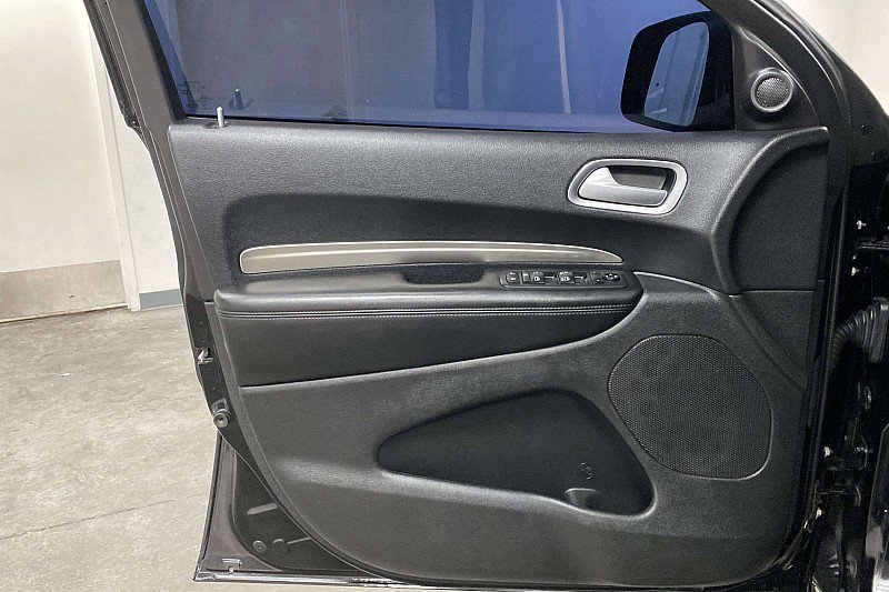 Used 2020 Dodge Durango SXT w/ 3rd Row Seating Group image 22