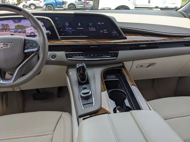 Used 2024 Cadillac Escalade Sport Platinum w/ Heavy-Duty Trailer Package image 17