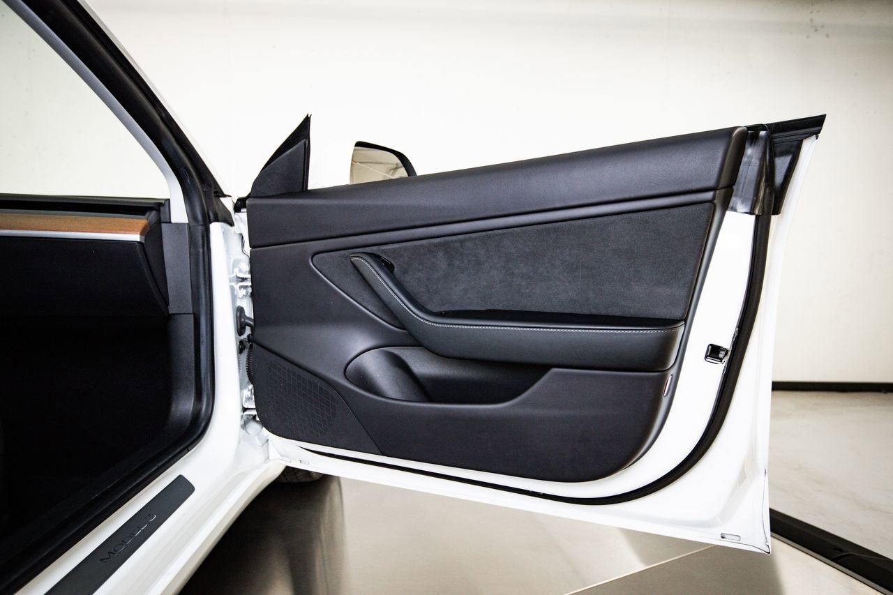 Used 2020 Tesla Model 3 Long Range image 26