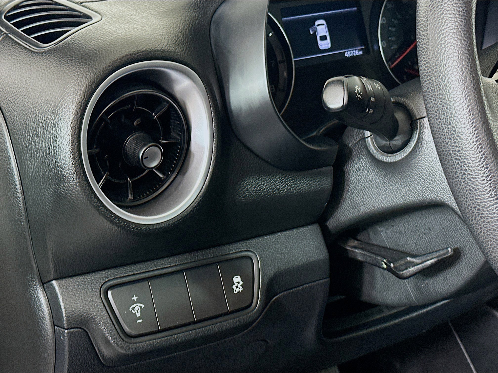 Used 2024 Kia Forte LXS image 16