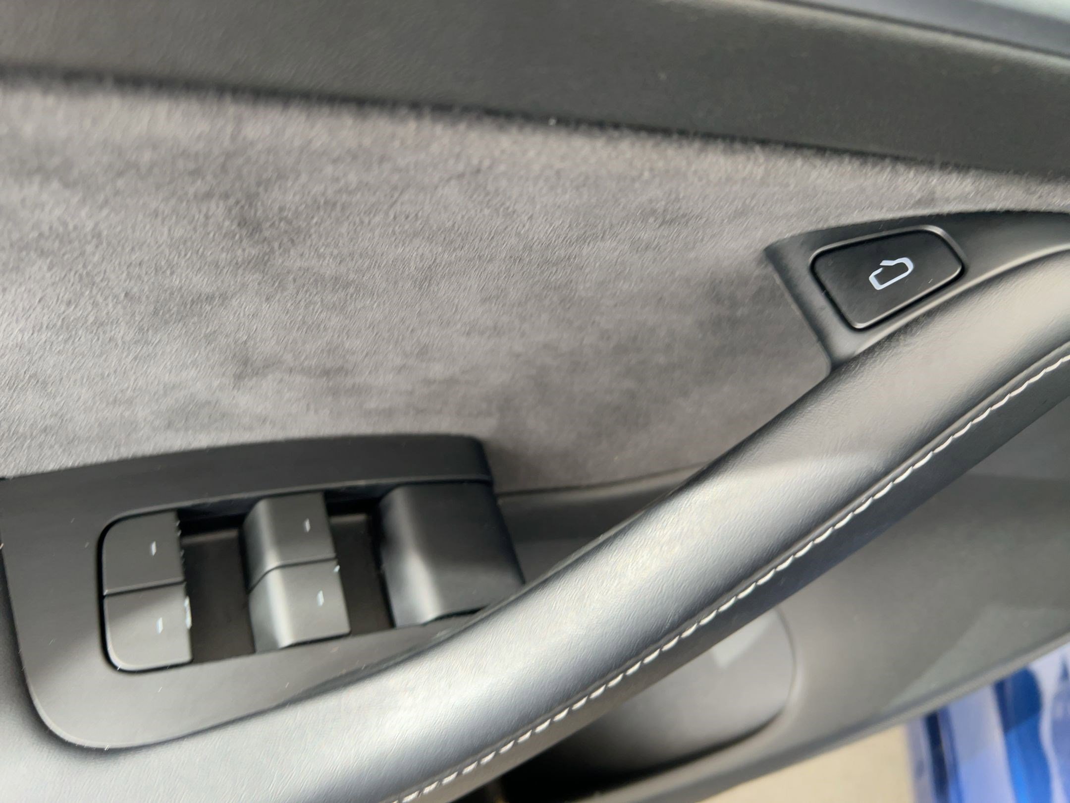 Used 2022 Tesla Model 3 Performance image 12