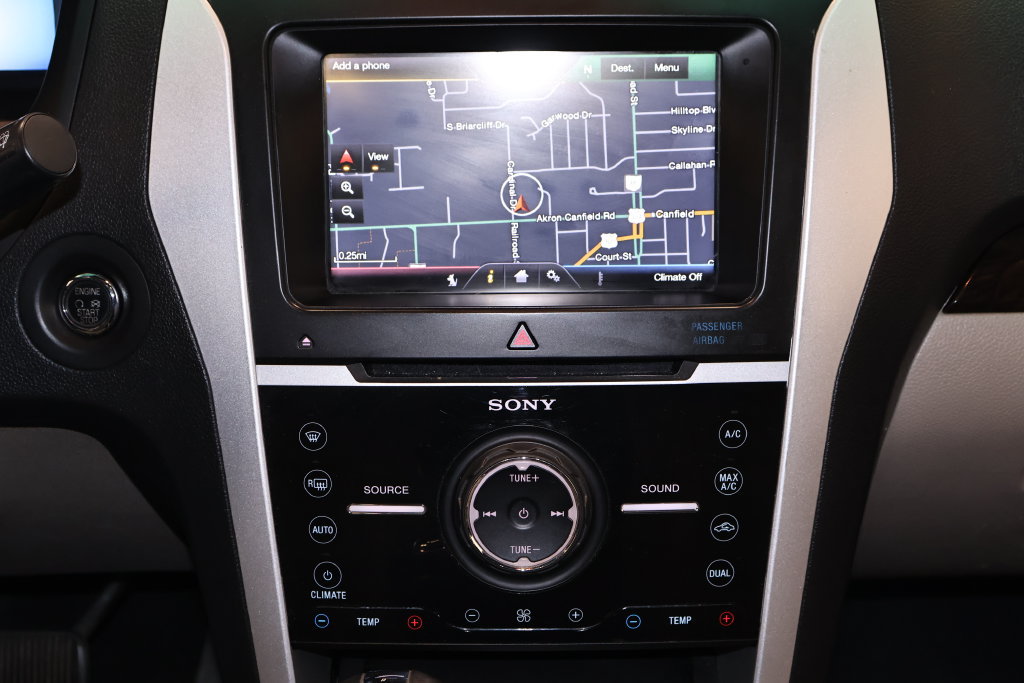 Used 2014 Ford Explorer Limited w/ Equipment Group 301A AWD/4WD image 31