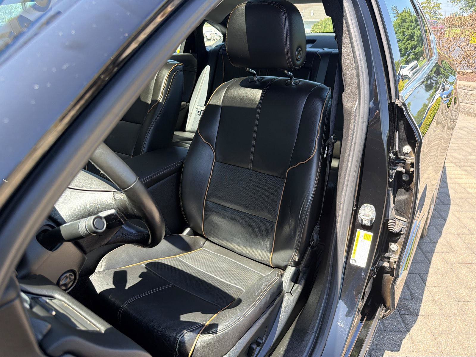 Used 2018 Chevrolet Impala Premier w/ Premier Confidence Package FWD image 15