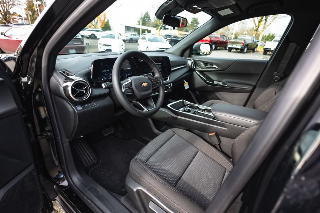 New 2026 Chevrolet Equinox LT w/ LPO, Floor Liner Package AWD/4WD image 11