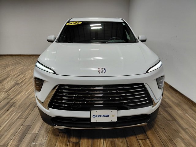 Used 2025 Buick Enclave Preferred image 19