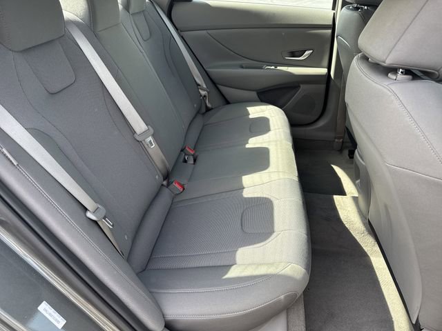 New 2026 Hyundai Elantra SE image 15