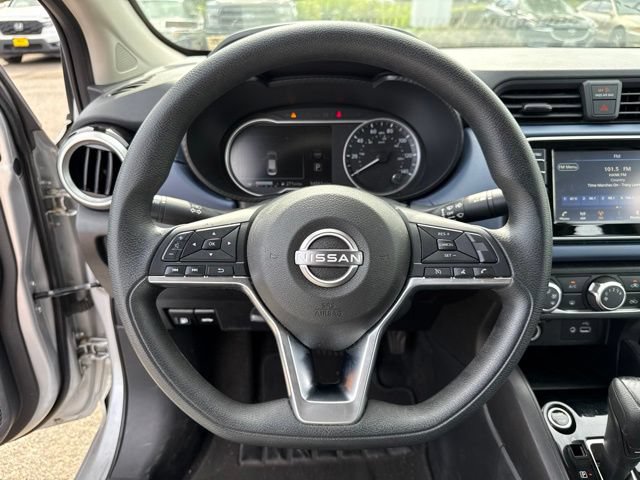 Used 2023 Nissan Versa SV FWD image 16
