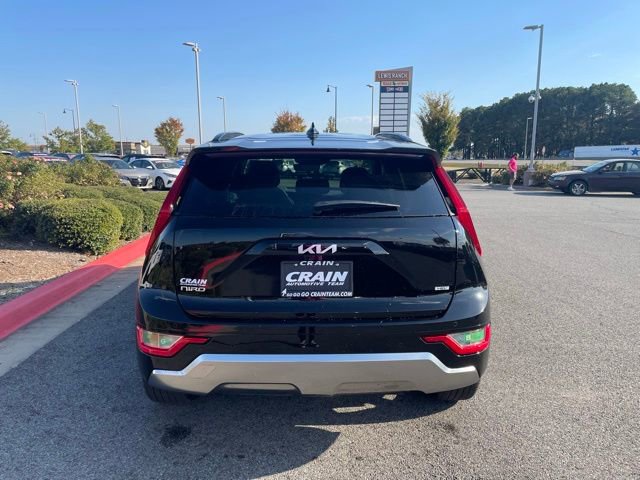 New 2025 Kia Niro EX Touring image 6