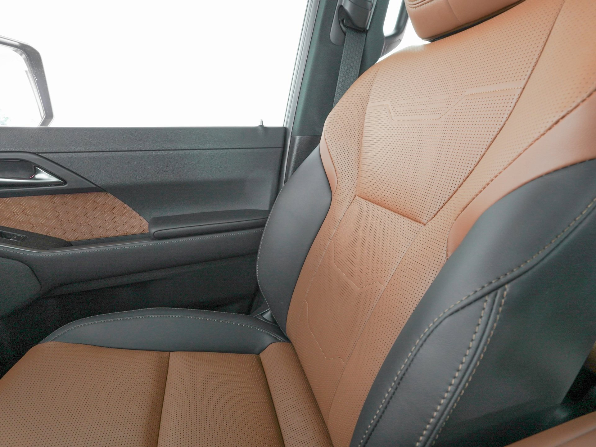 Used 2025 Lexus GX 550 image 31