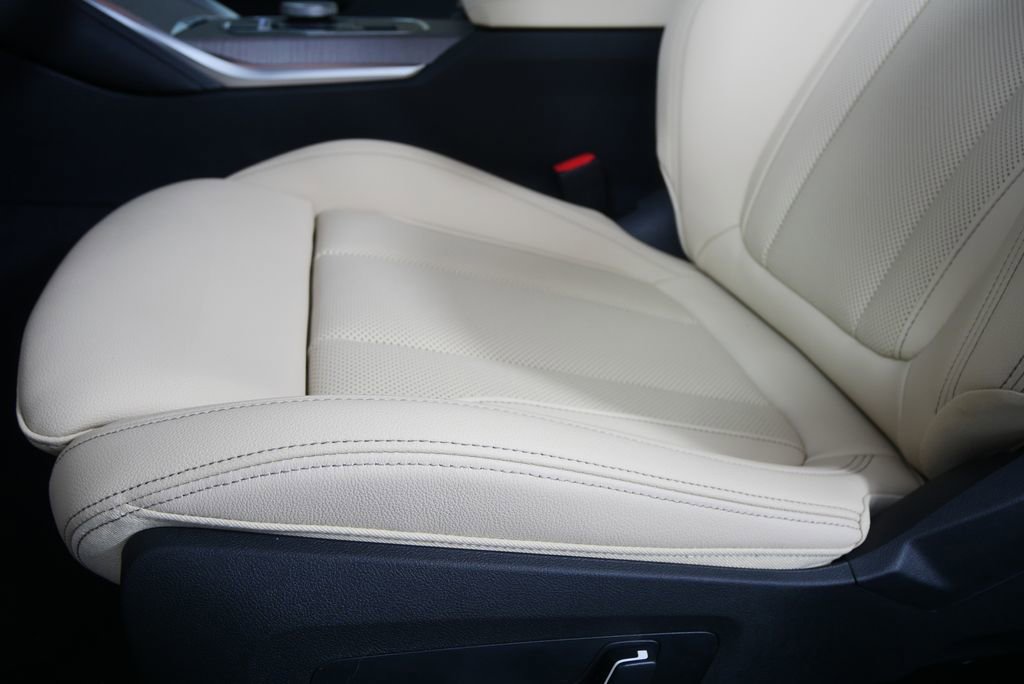 New 2026 BMW 430i Coupe w/ M Sport Package RWD image 9