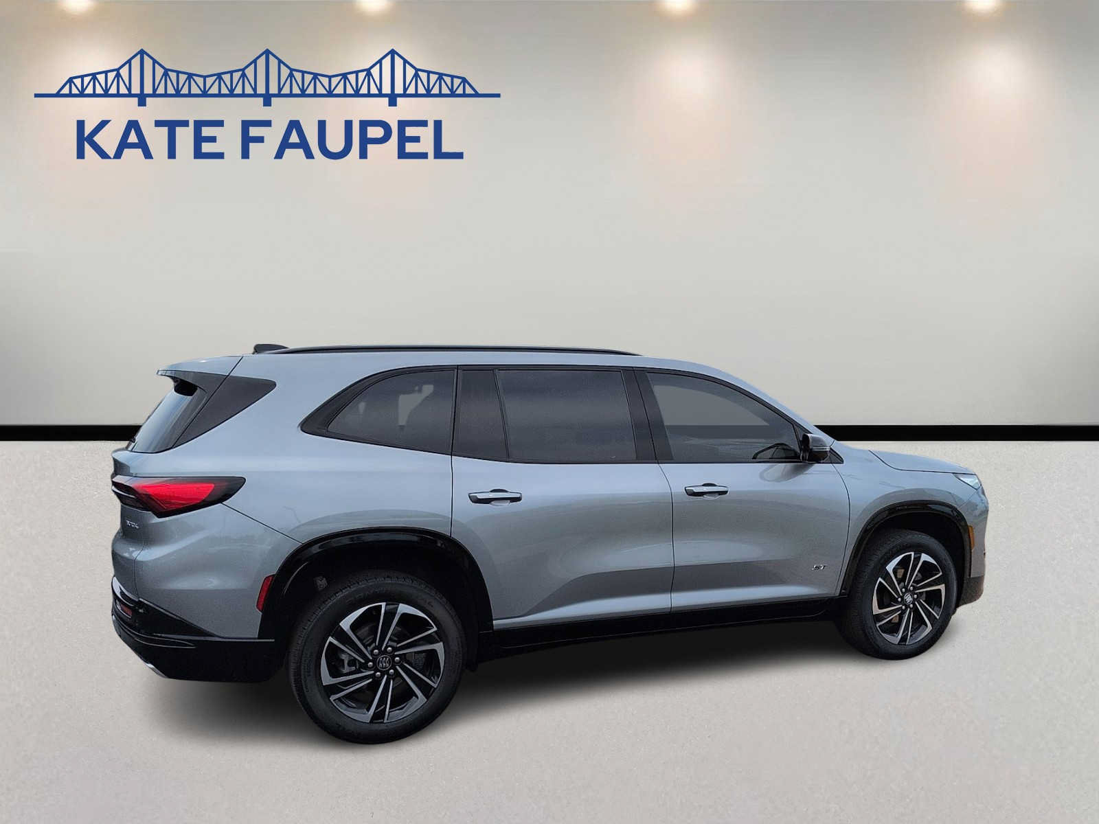 Used 2025 Buick Enclave Sport Touring FWD image 8