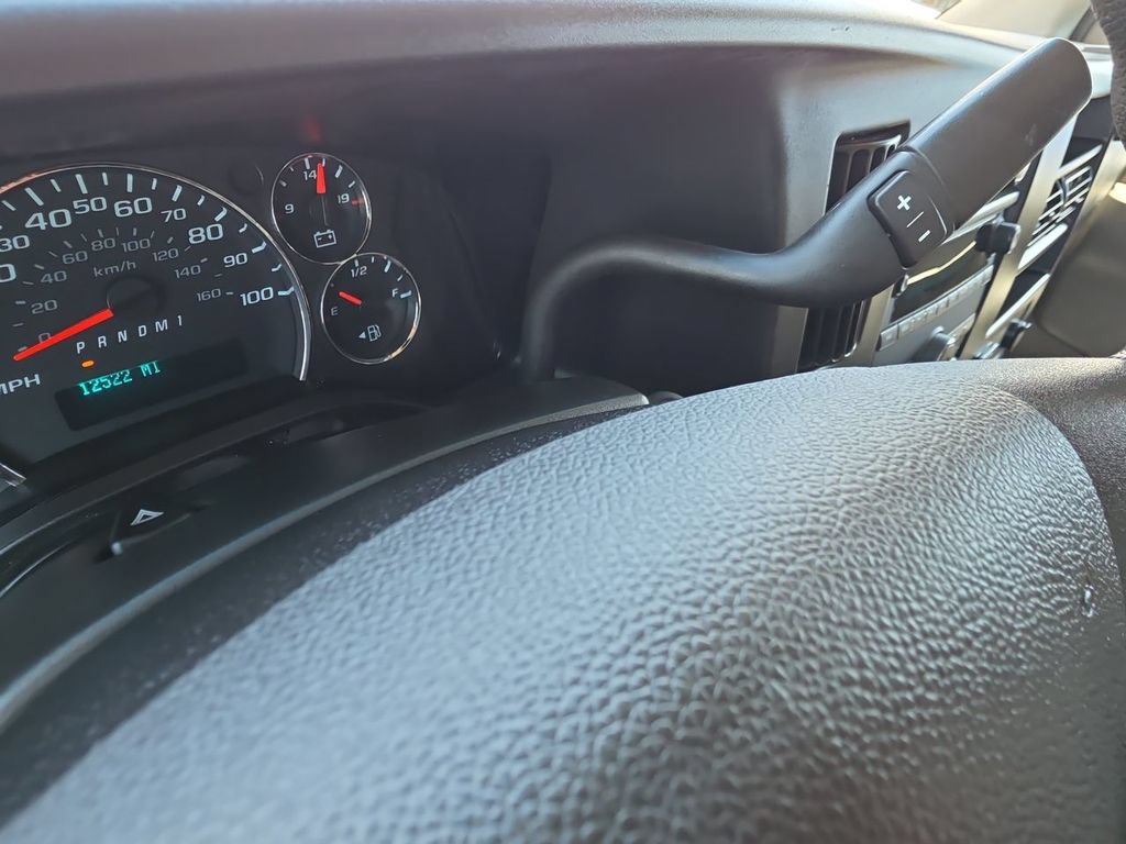 Used 2024 GMC Savana 2500 w/ Driver Convenience Package RWD image 15