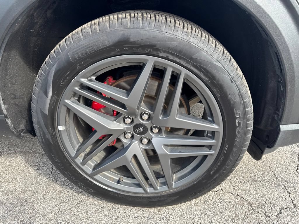 Certified 2025 Ford Explorer ST-Line w/ ST-Line Street Pack AWD/4WD image 46