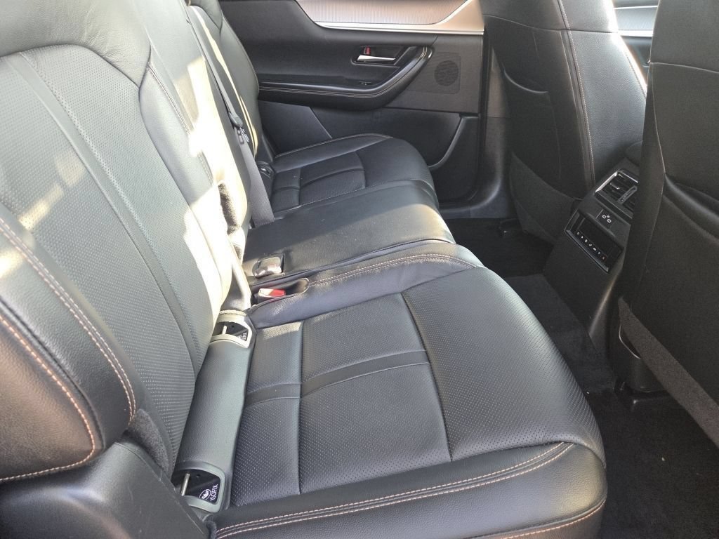 Used 2025 MAZDA CX-90 3.3 Turbo w/ Preferred Package AWD/4WD image 20