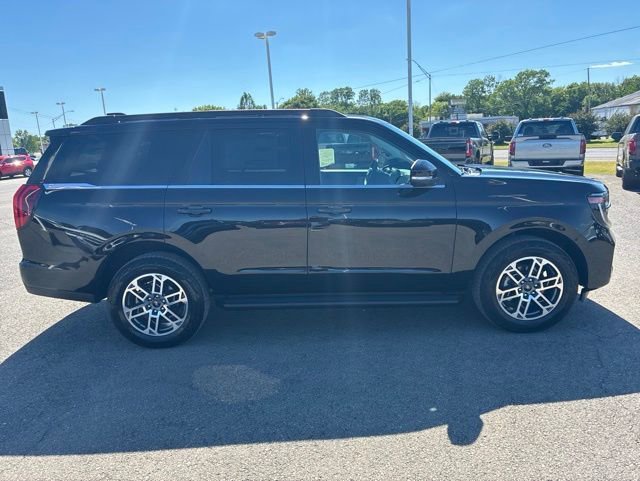 New 2026 Ford Expedition Active AWD/4WD image 6