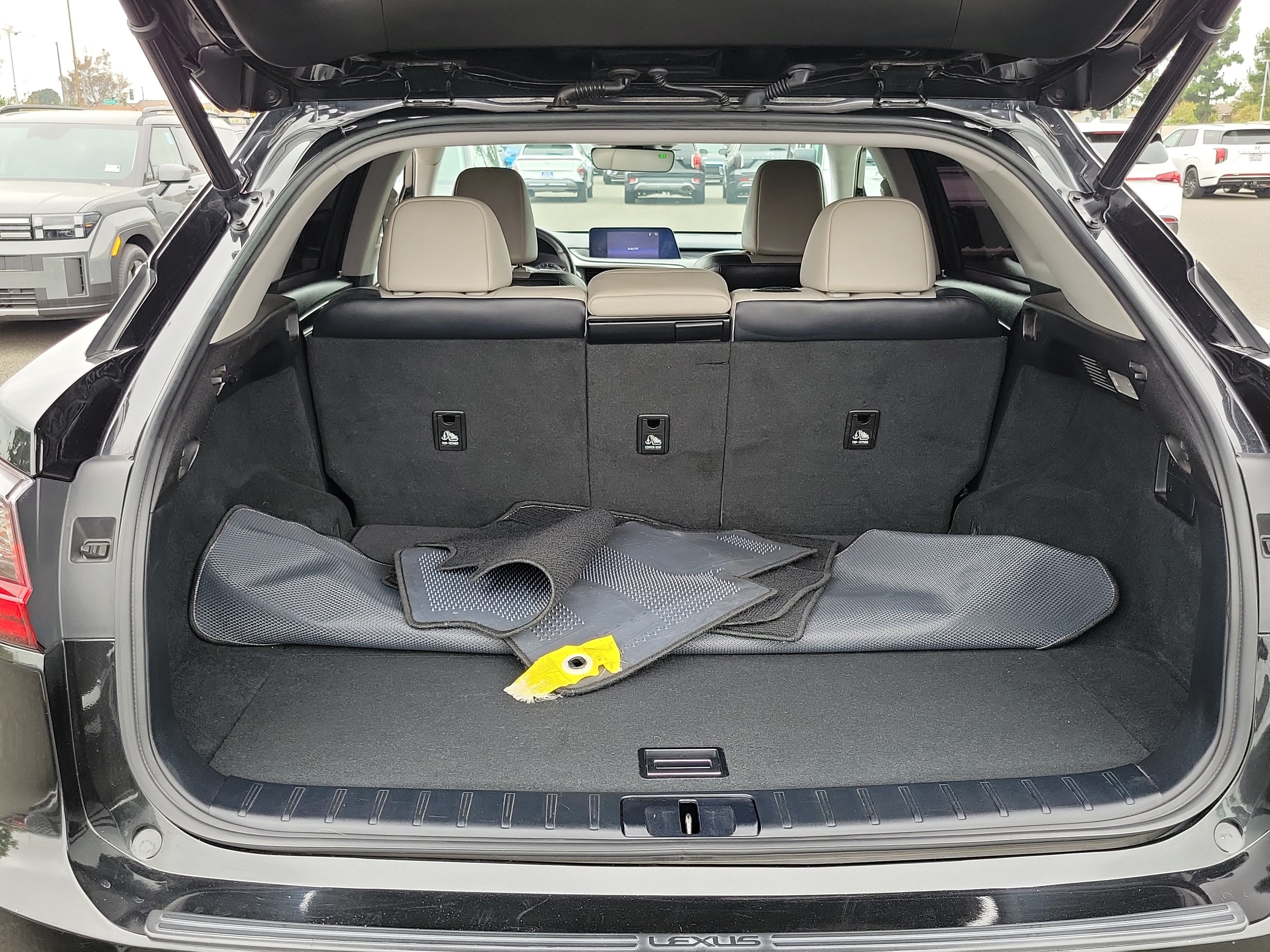 Used 2018 Lexus RX 350 FWD w/ Accessory Package image 19