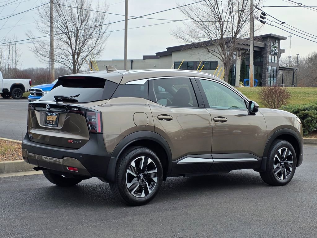 Used 2025 Nissan Kicks SR image 5