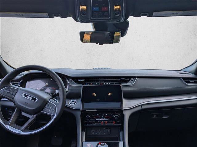 New 2024 Jeep Grand Cherokee Limited 4xe image 15