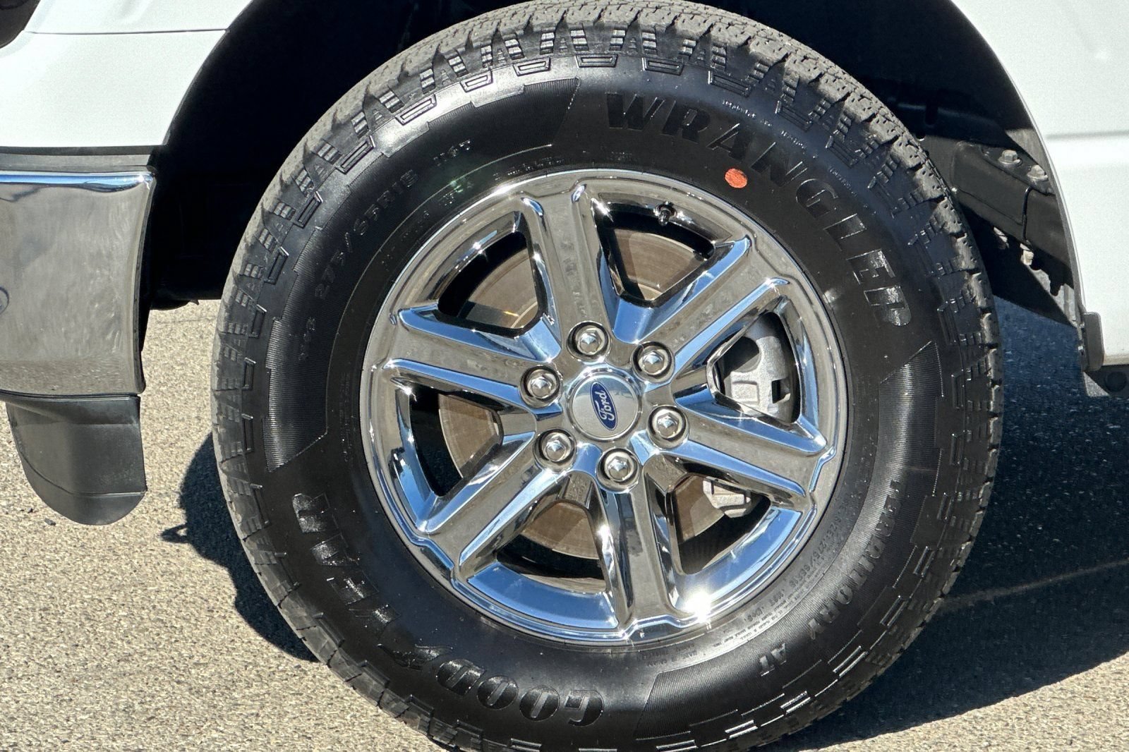 Used 2025 Ford F150 XLT w/ Equipment Group 301A Standard AWD/4WD image 23