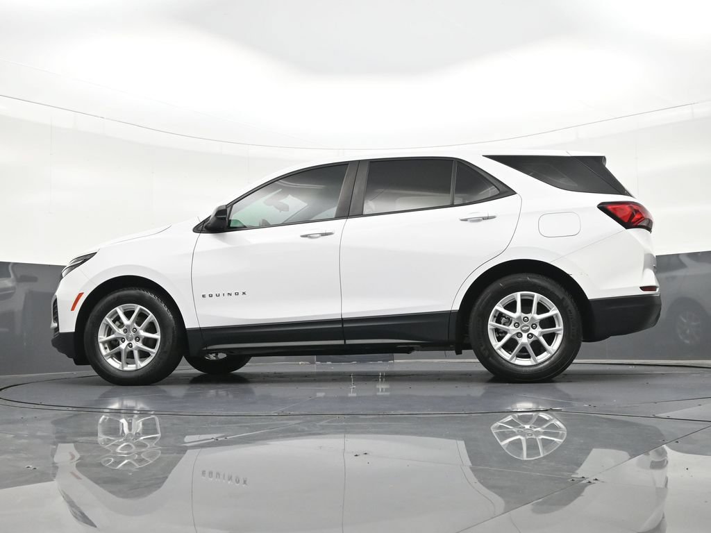 Used 2023 Chevrolet Equinox LS FWD image 29