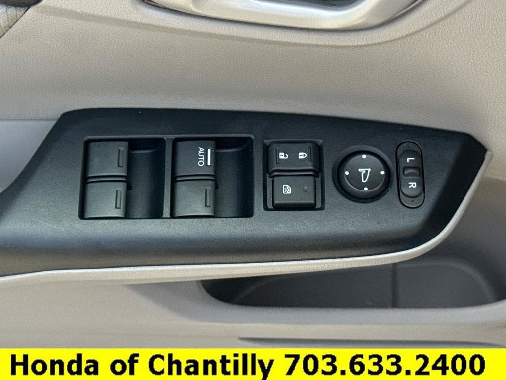Used 2014 Honda Civic LX image 16