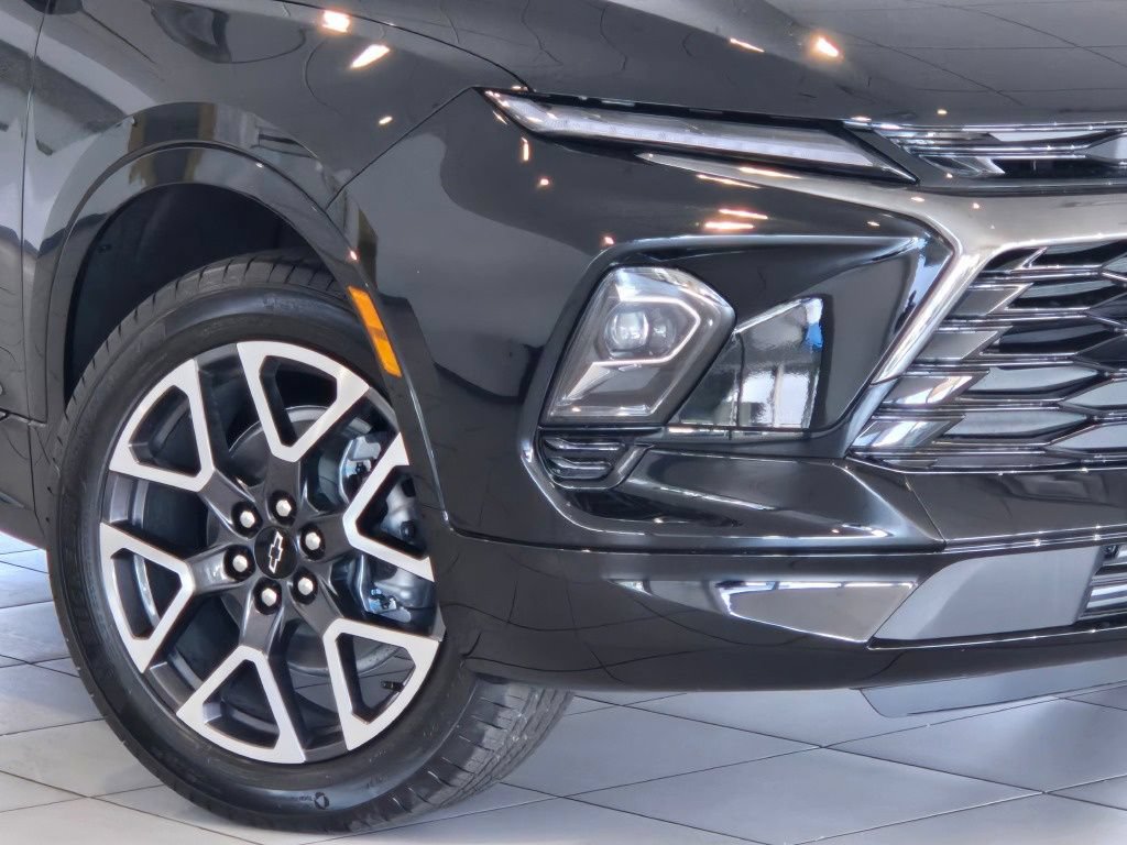 New 2026 Chevrolet Blazer RS AWD/4WD image 2