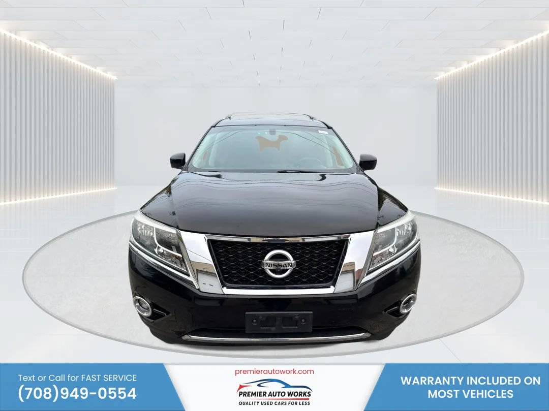Used 2013 Nissan Pathfinder Platinum w/ Platinum Premium Pkg AWD/4WD image 2