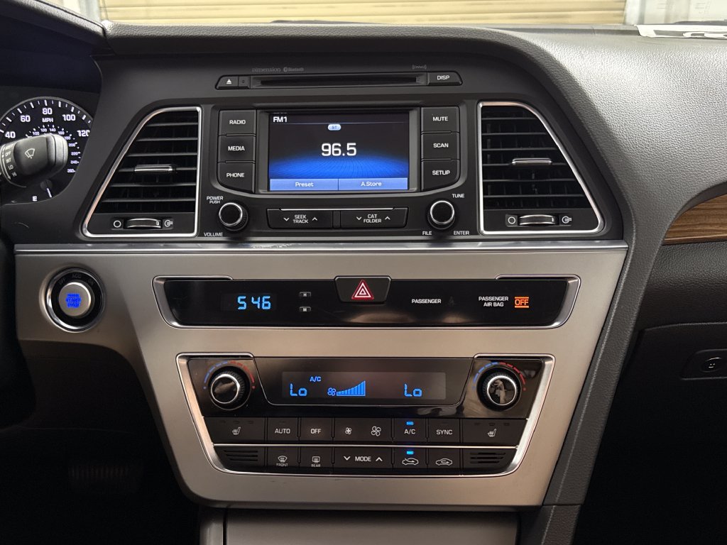 Used 2015 Hyundai Sonata Limited w/ Cargo Package FWD image 18