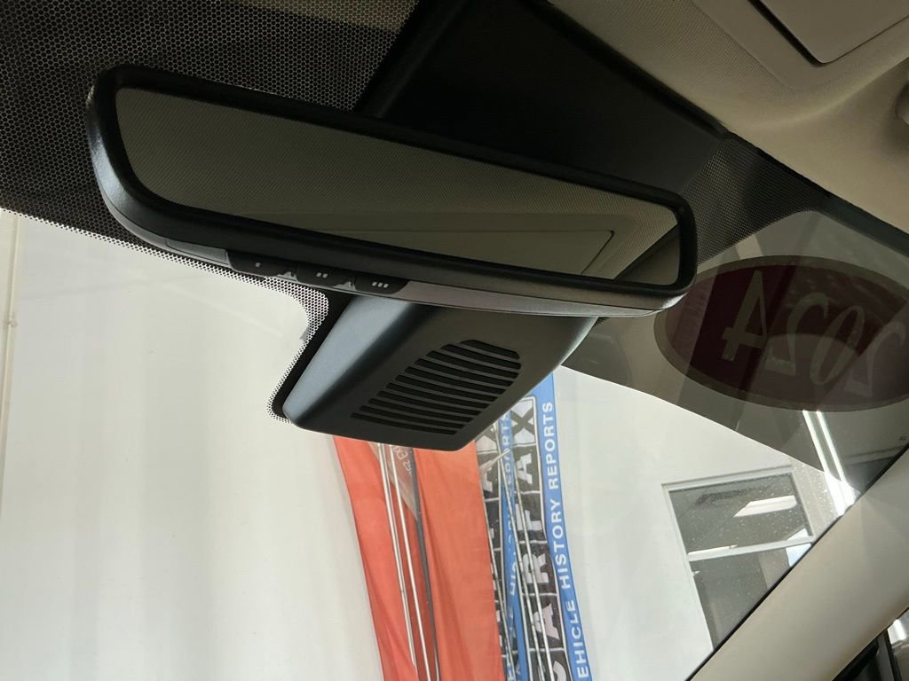 Used 2024 Nissan Murano SL image 31