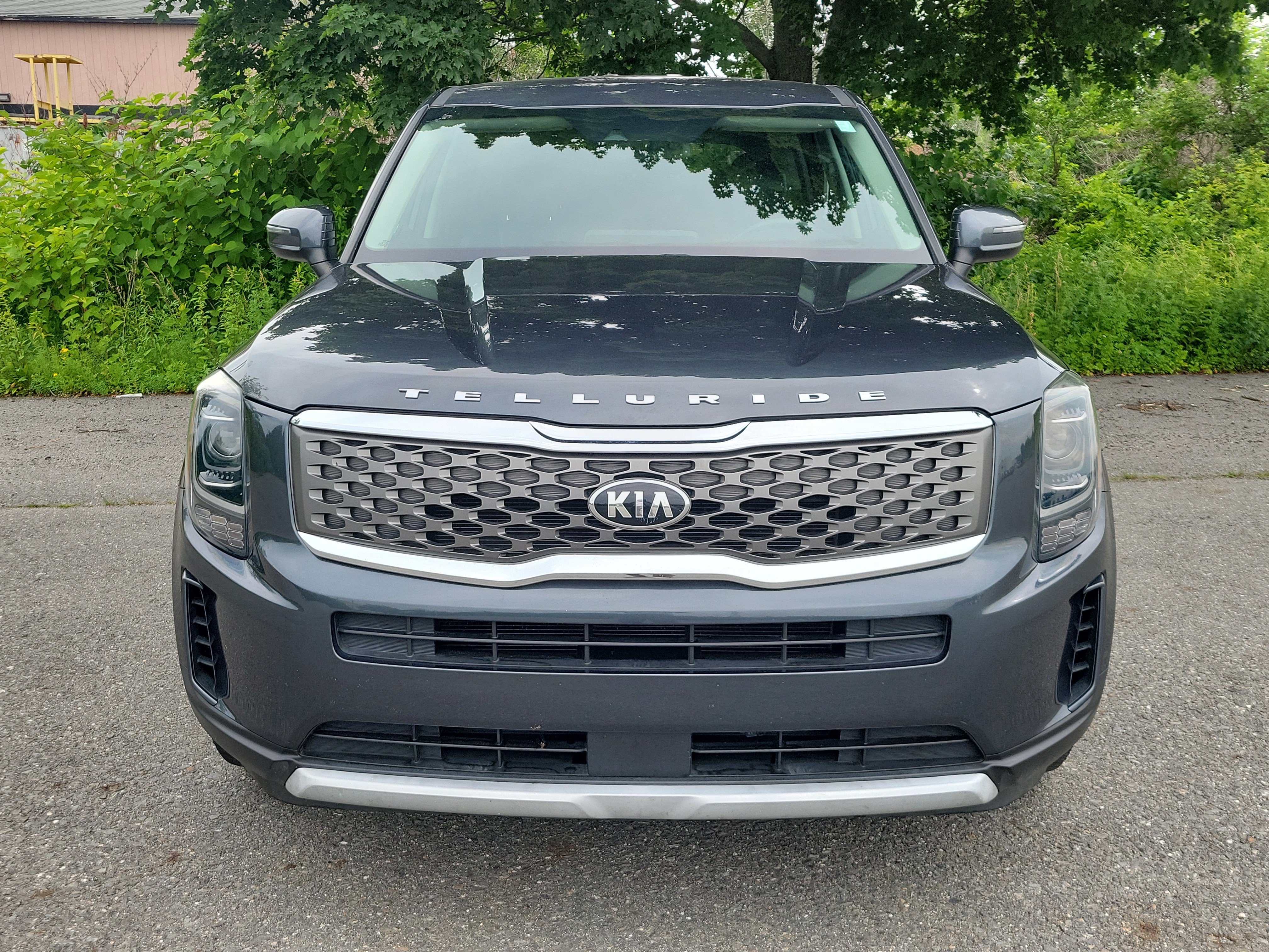 Used 2020 Kia Telluride LX FWD image 2