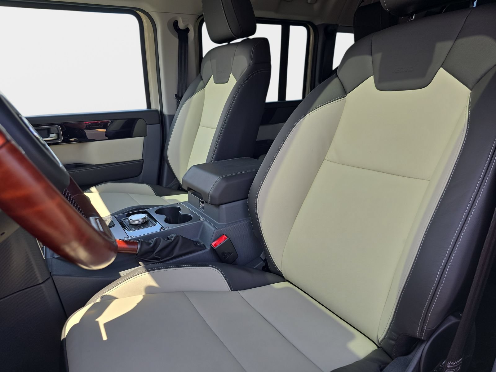 New 2026 INEOS Grenadier Station Wagon AWD/4WD image 15