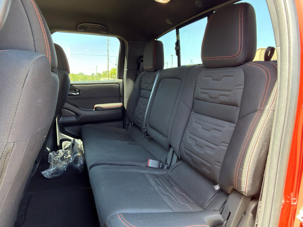 Used 2025 Nissan Frontier PRO-4X w/ Pro Convenience Package AWD/4WD image 20