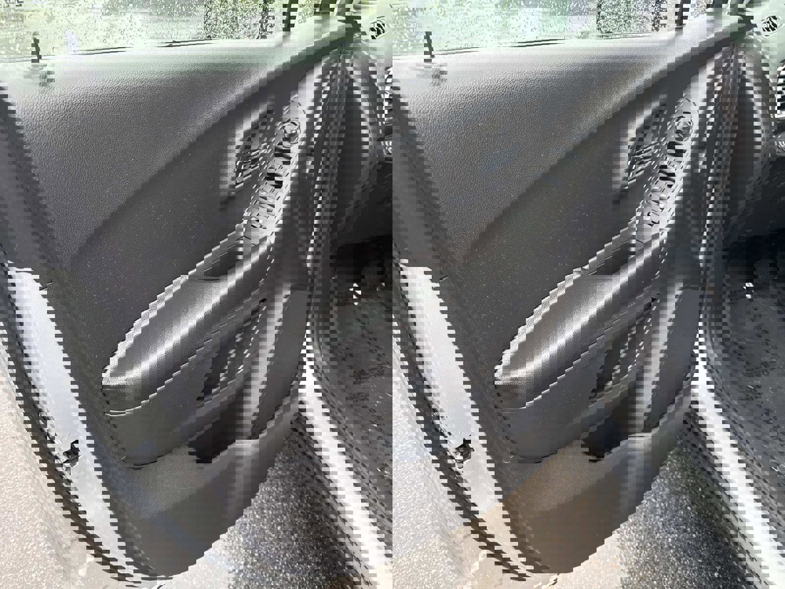 Used 2022 Chevrolet Trax LS w/ Tint and Cruise Package image 16