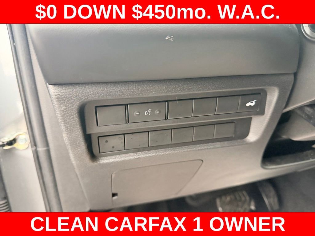 Used 2024 Mitsubishi Outlander SE Black Edition image 16