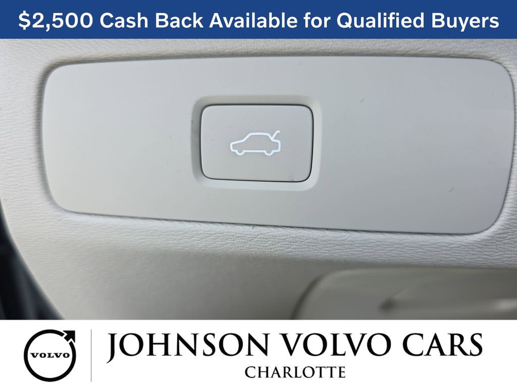 New 2026 Volvo XC90 B6 Ultra w/ Protection Package image 29