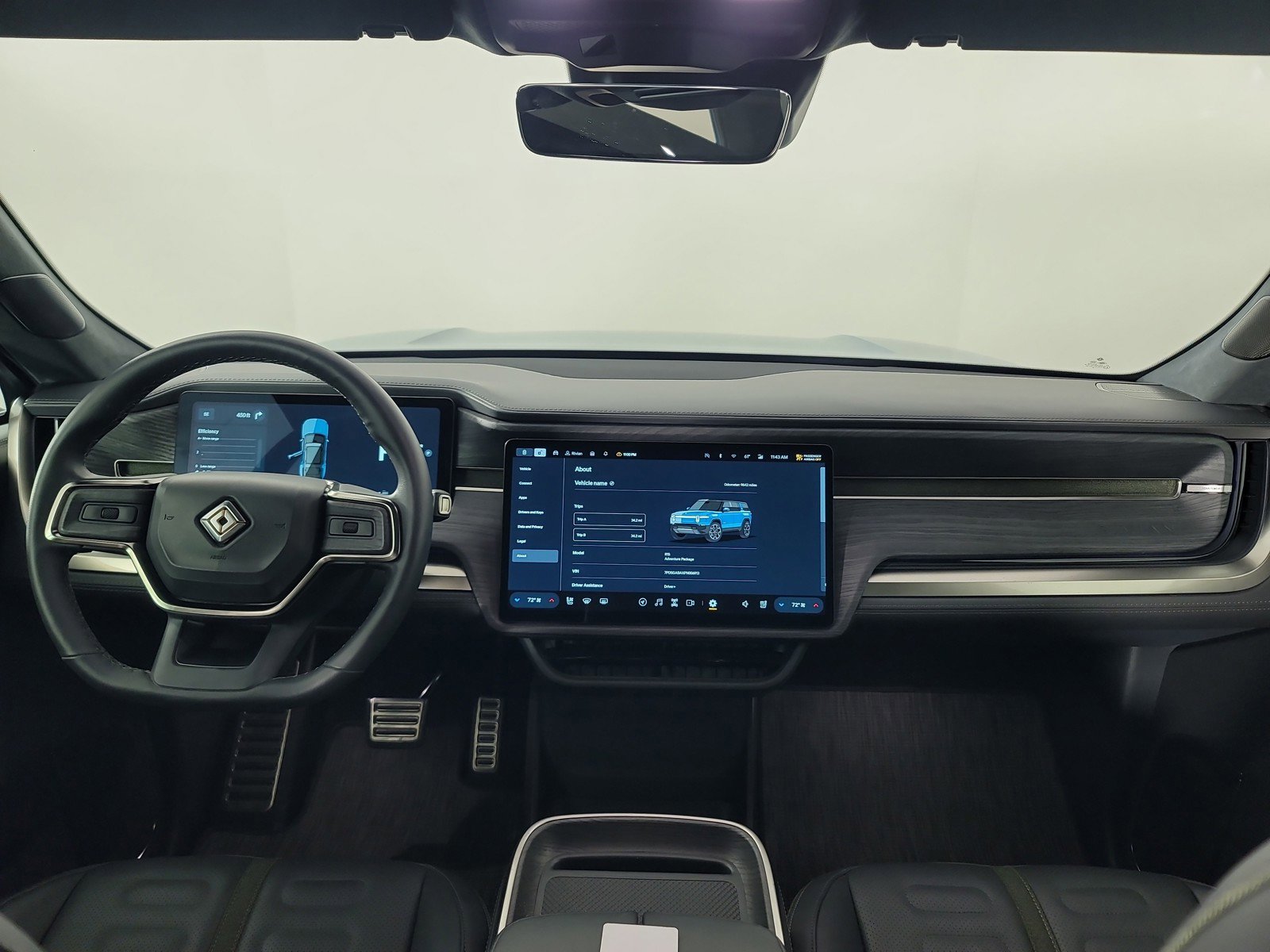 Used 2023 Rivian R1S Adventure image 27