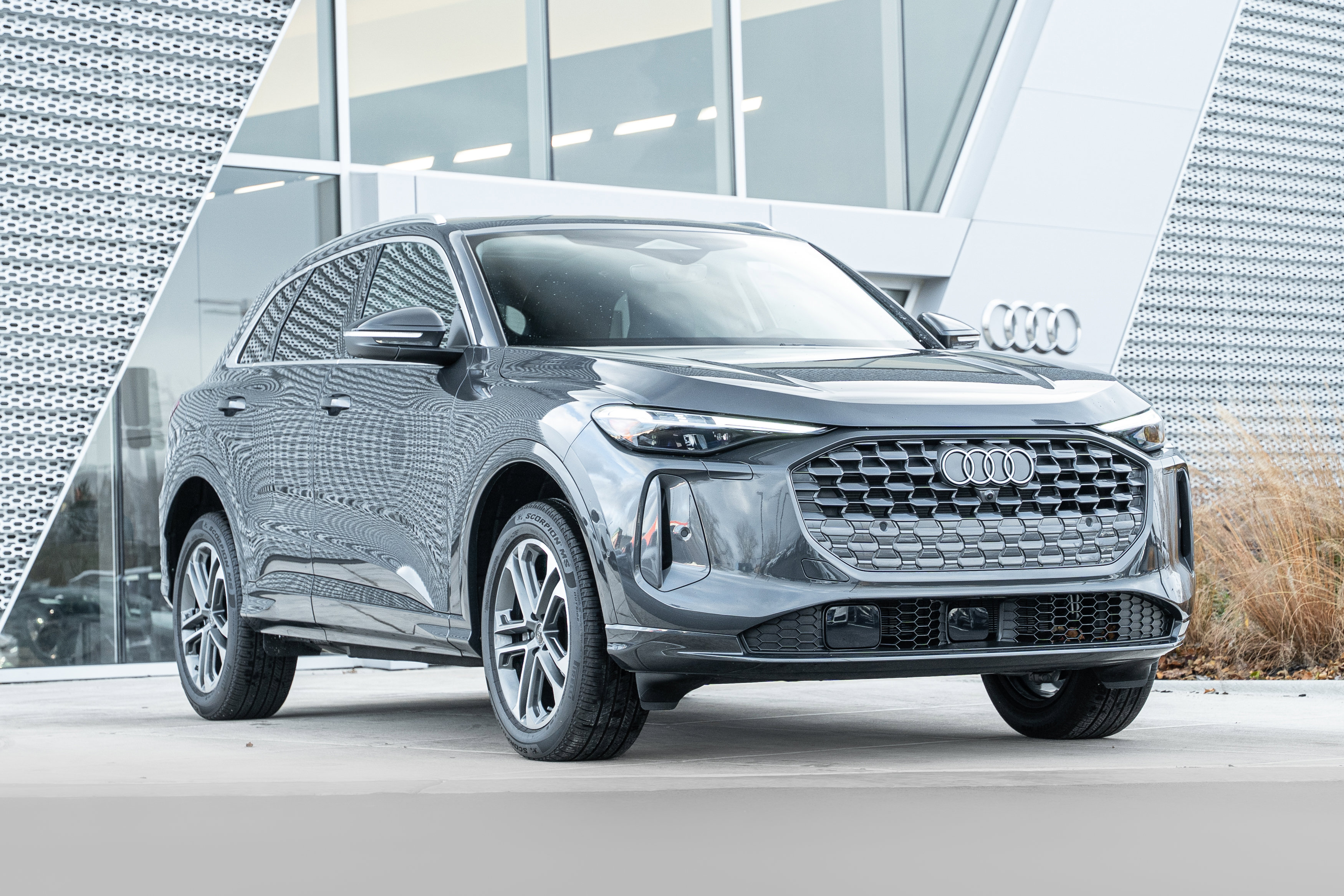 Certified 2025 Audi Q5 Premium Plus w/ Premium Plus