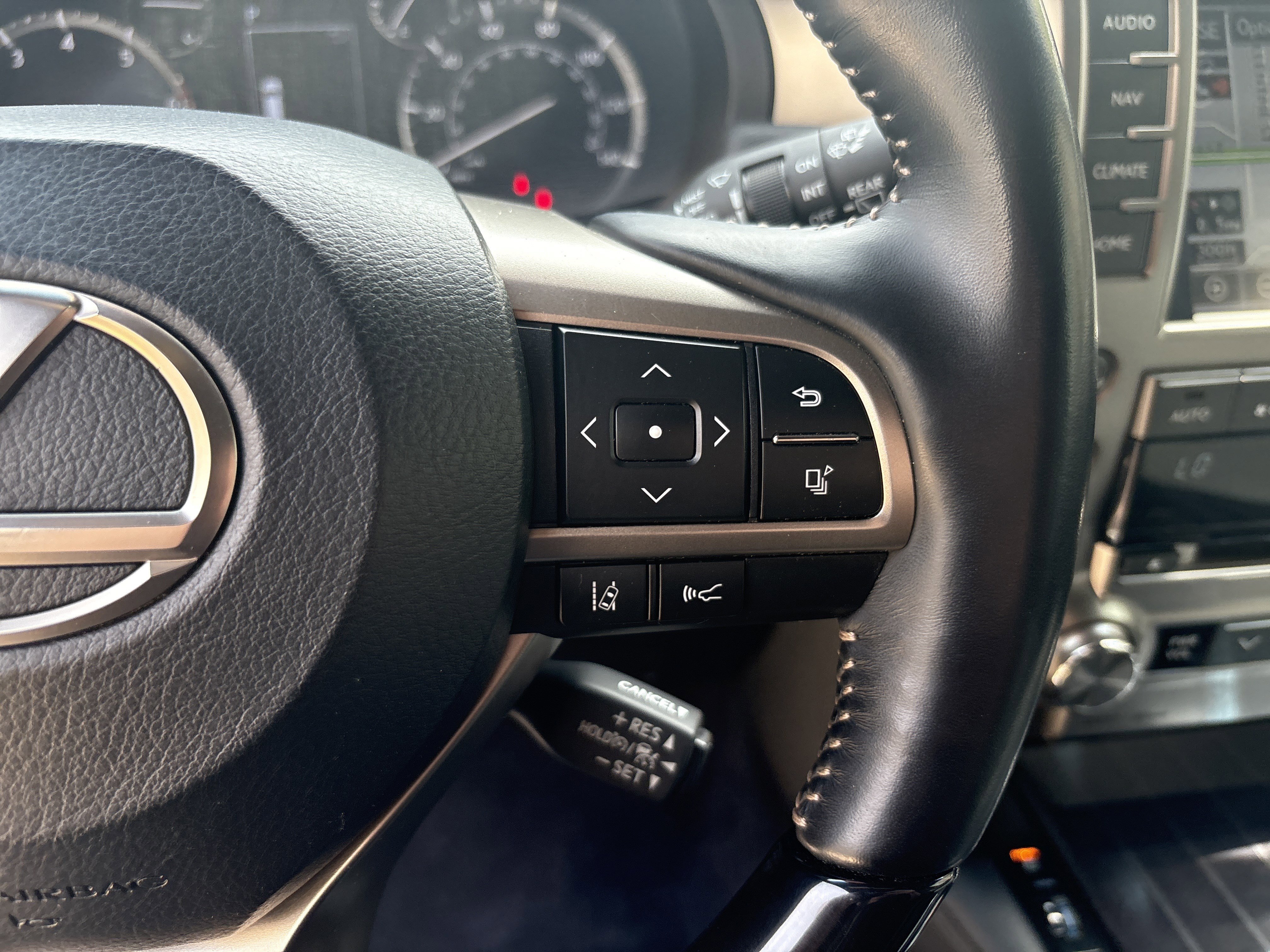 Used 2021 Lexus GX 460 Premium w/ Premium Package AWD/4WD image 20