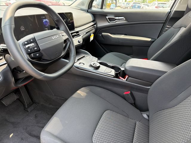 New 2026 Kia Sportage LX FWD image 18