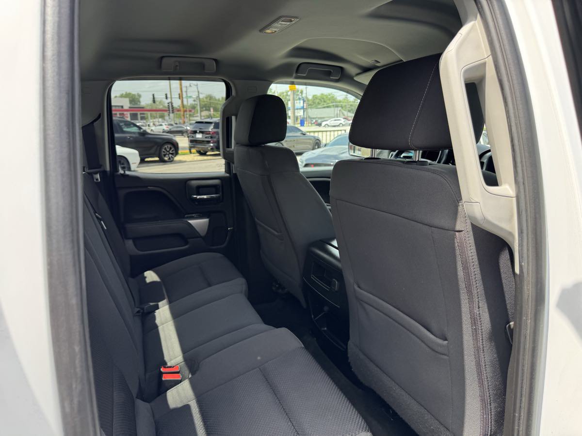 Used 2018 Chevrolet Silverado 1500 LT w/ All Star Edition AWD/4WD image 33