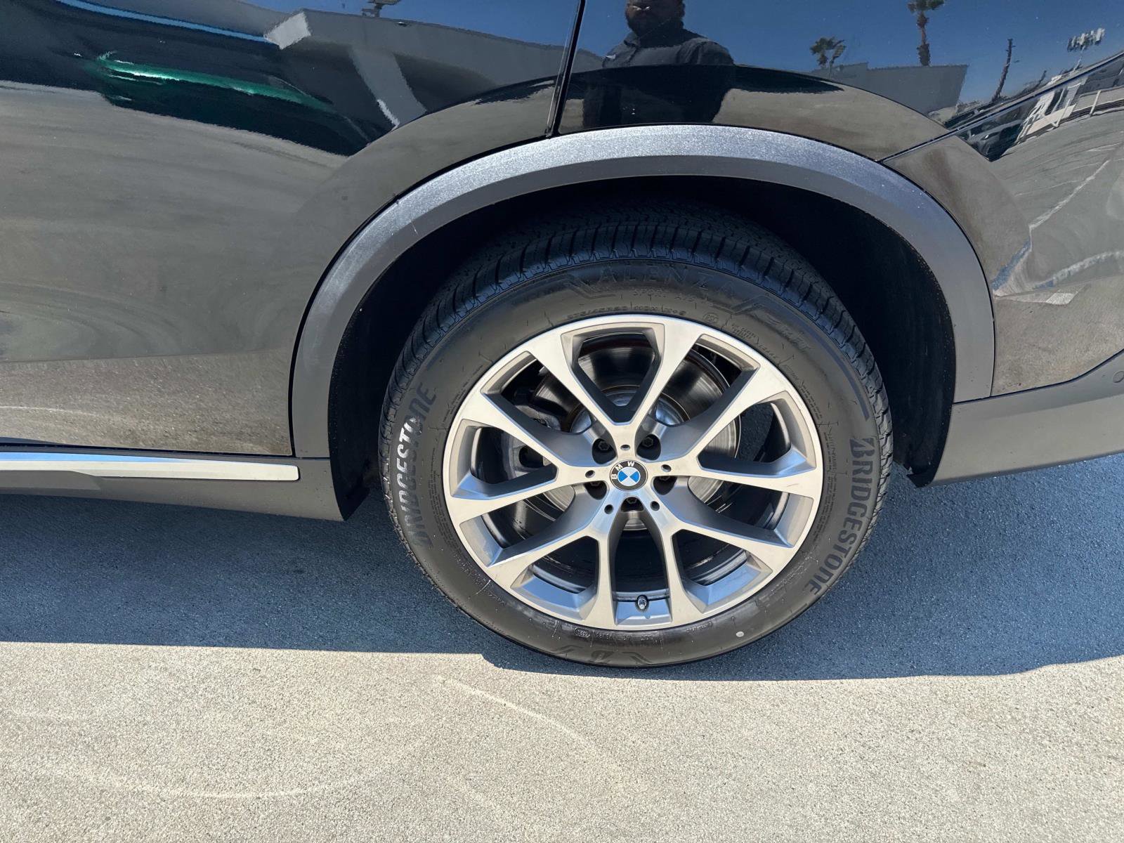 Certified 2022 BMW X5 sDrive40i w/ Premium Package image 9