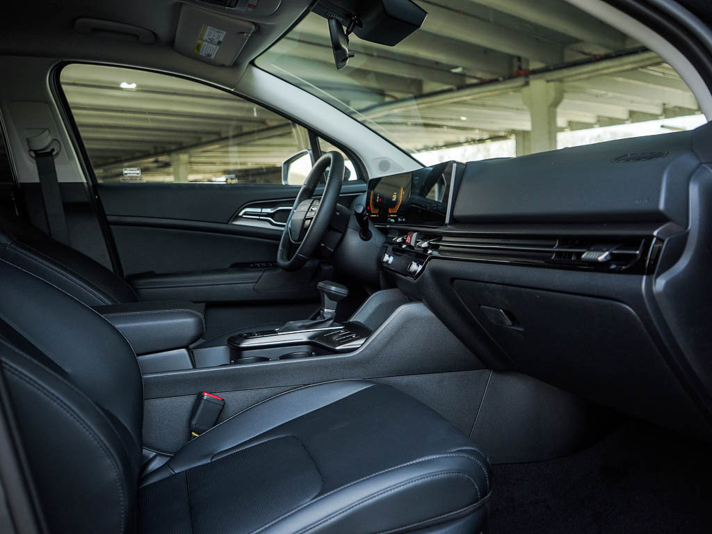 New 2026 Kia Sportage EX AWD/4WD image 11