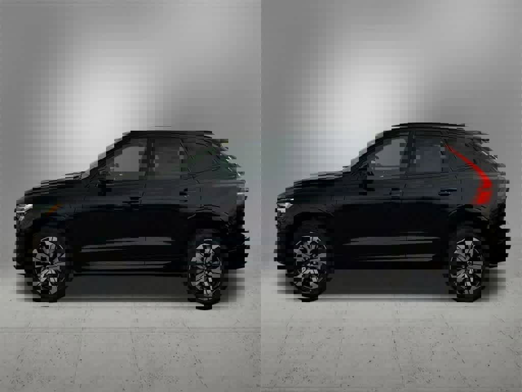 Used 2025 Volvo XC60 T8 Plus w/ Protection Package Premier image 3